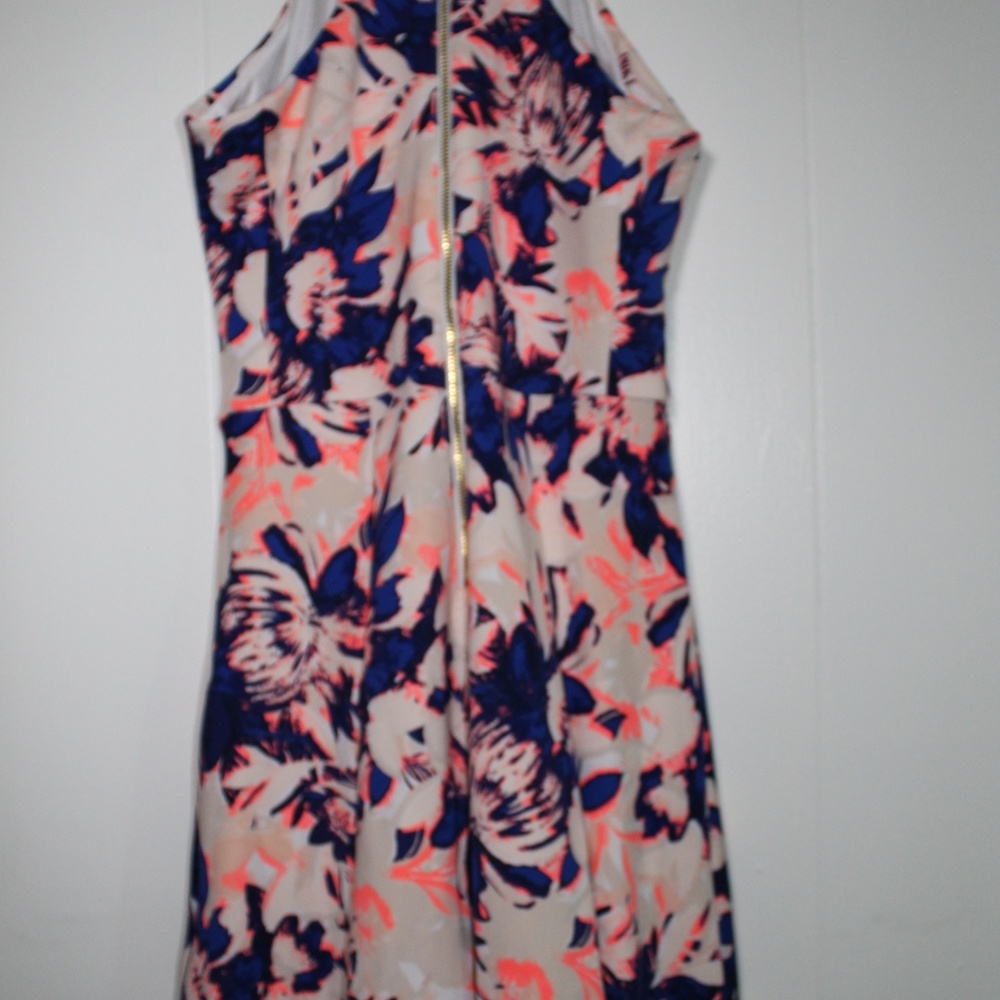Floral Mini Dress - Picture 5 of 6